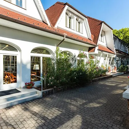 Partvilla Ξενοδοχείο Balatonboglár