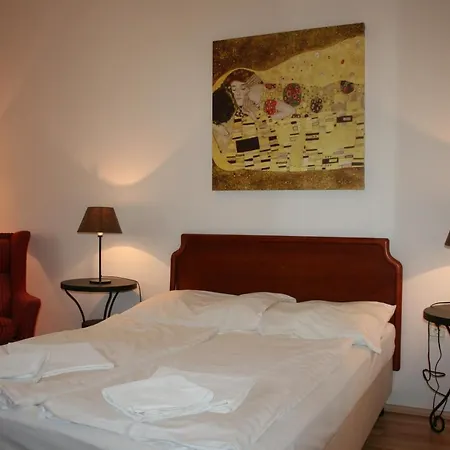 Hotel Partvilla 2*